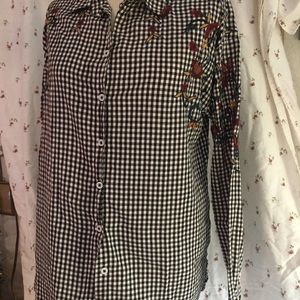 100% cotton button up shirt black and white plaid